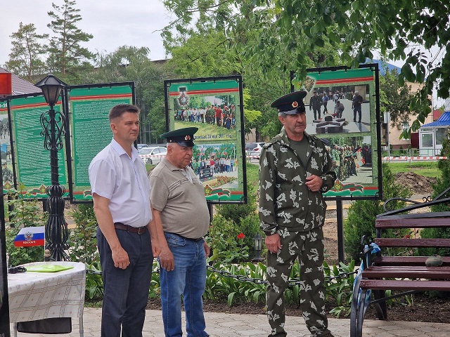 Ветераны пограничников почтили память героев на акции «Боевой расчет»